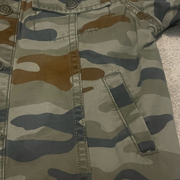 Carters boys blue , brown, green camouflage jacket with snap buttons - Picture 6 of 13